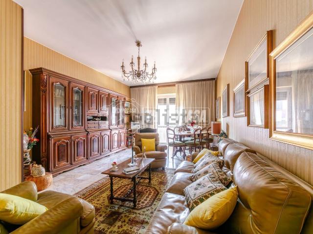 Appartamento in vendita di 115 m² in Via Privata Recanati, 14