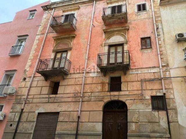 Appartamento in vendita di 115 m² in Via Quintino Sella, 6