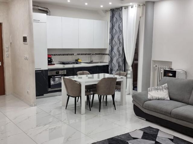 Appartamento in vendita di 115 m² in Via Roveggia, 36