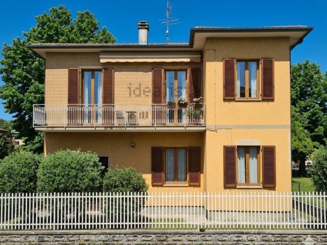Appartamento in vendita di 115 m² in Via Romana