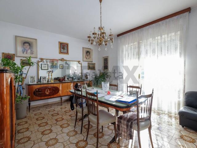 Appartamento in vendita di 115 m² in Via Raffaello Sanzio, 15