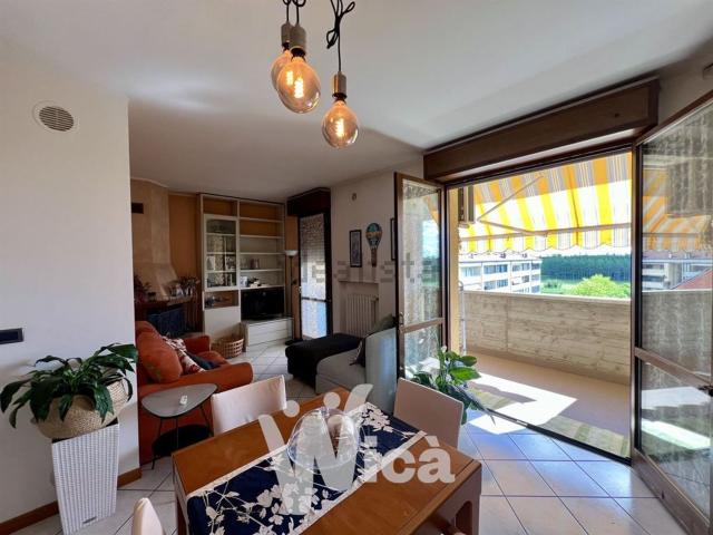 Appartamento in vendita di 115 m² in Via Rino Molari, 60