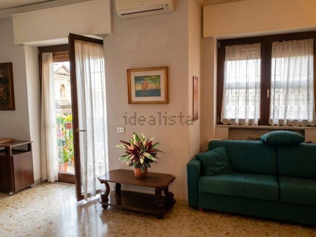 Appartamento in vendita di 115 m² in Via Tommaso de Amicis