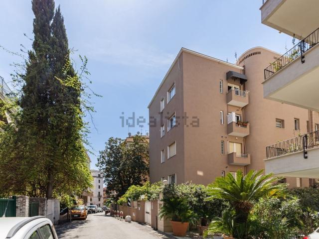 Appartamento in vendita di 115 m² in Via Torquato Taramelli, 5