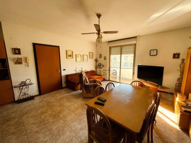 Appartamento in vendita di 115 m² in Via Ten A. Rottigni, 4