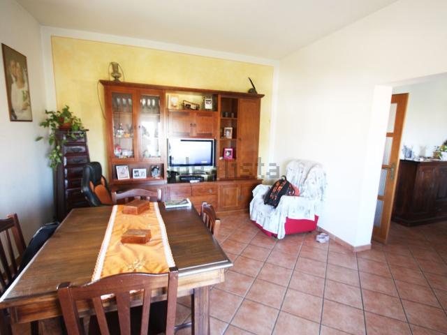 Appartamento in vendita di 115 m² in Via Terra Rossa