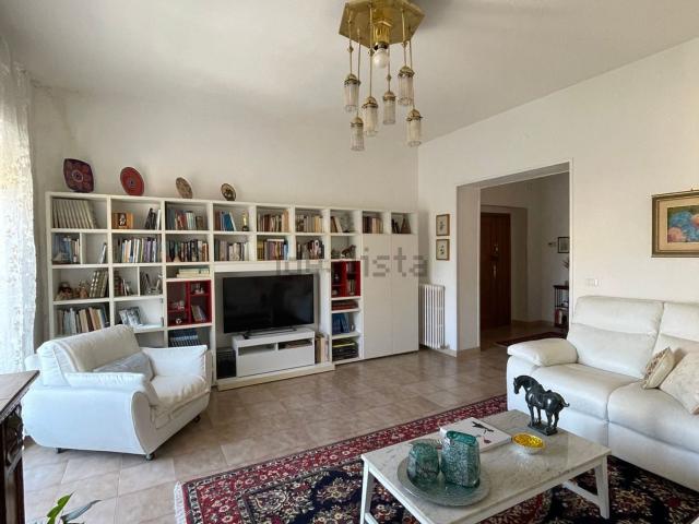 Appartamento in vendita di 115 m² in Via Ticino, 3