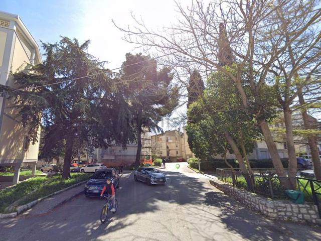 Appartamento in vendita di 115 m² in Via Trieste, 11