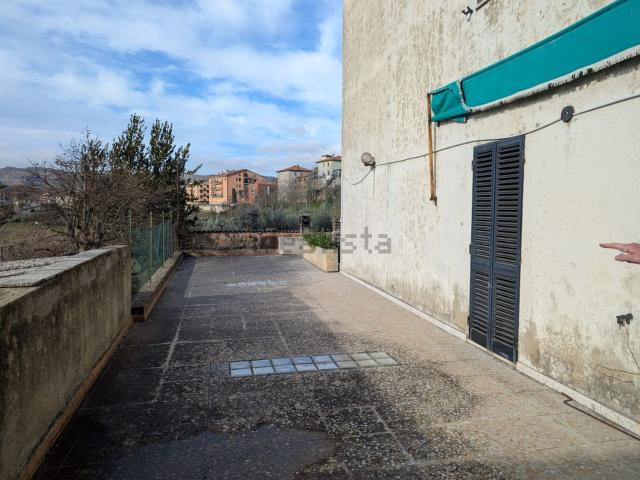 Appartamento in vendita di 115 m² in Via Trieste, 12