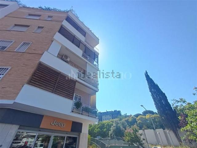 Appartamento in vendita di 115 m² in Via Tuscia