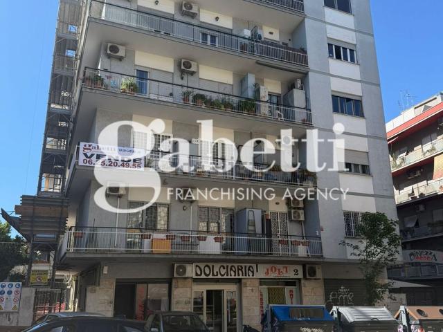 Appartamento in vendita di 115 m² in Via Vincenzo Cesati