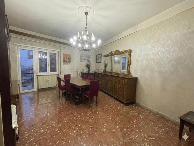 Appartamento in vendita di 115 m² in Viale America Latina, 43