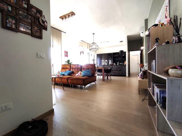 Appartamento in vendita di 115 m² in Viale Attilio Frosini