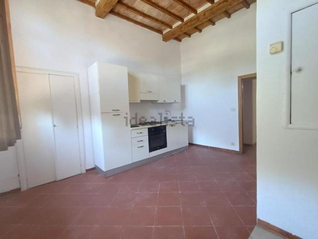 Appartamento in vendita di 115 m² in Viale Camillo Benso di Cavour, 53100