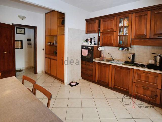 Appartamento in vendita di 115 m² in Viale Dante Alighieri