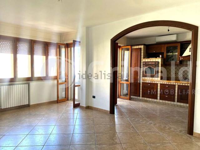 Appartamento in vendita di 115 m² in Viale Europa