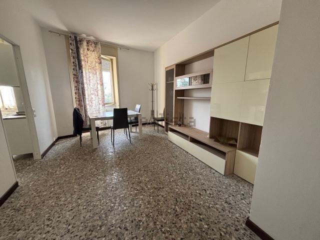 Appartamento in vendita di 115 m² in Viale L. Cadorna, 69