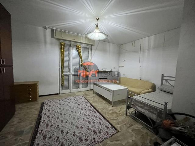 Appartamento in vendita di 115 m² in Viale Montecatini