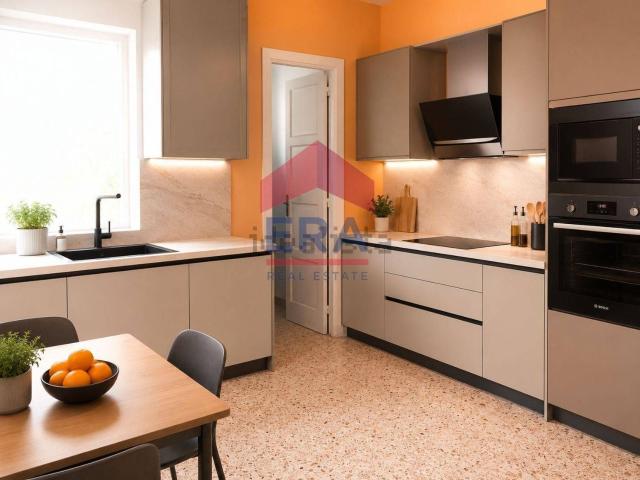 Appartamento in vendita di 115 m² in Viale Regione Siciliana, 107
