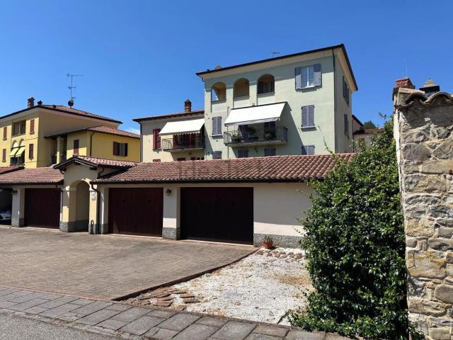 Appartamento in vendita di 115 m² in Borgo Santa Costanza, 8