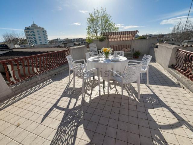 Appartamento in vendita di 115 m² in Calle dei Mercanti