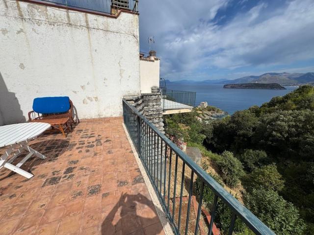 Appartamento in vendita di 115 m² in Contrada Gioffa, 18