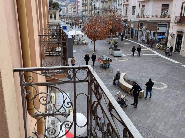 Appartamento in vendita di 115 m² in Corso Giuseppe Mazzini
