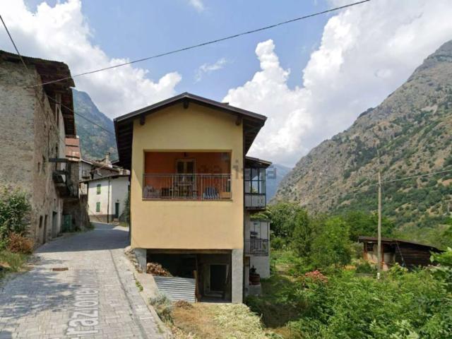 Appartamento in vendita di 115 m² in Frazione Roviera, 2