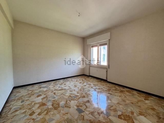 Appartamento in vendita di 115 m² in Salita Cà Cecchi, 35
