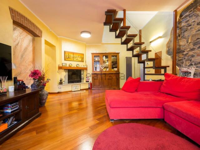 Appartamento in vendita di 115 m² in Salita Ca&apos  dei Baghini