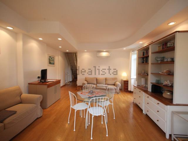 Appartamento in vendita di 115 m² in Salita alla chiesa, 10