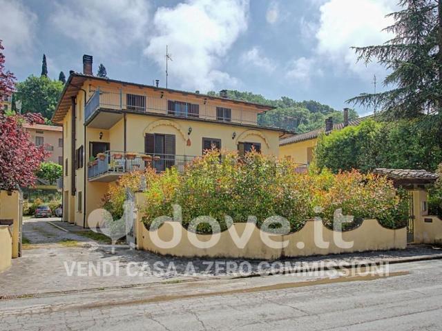 Appartamento in vendita di 115 m² in Strada di Salci, 25