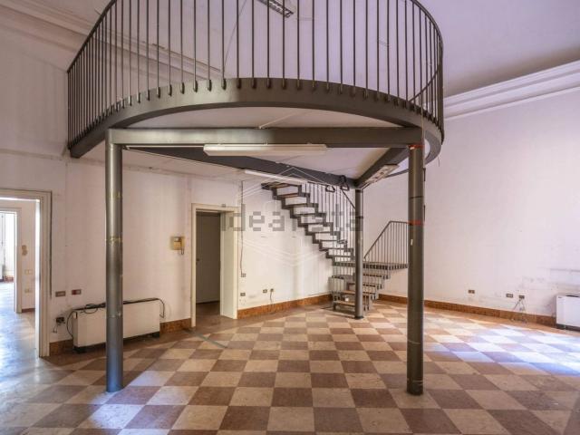 Appartamento in vendita di 115 m² in Strada Maggiore, 53