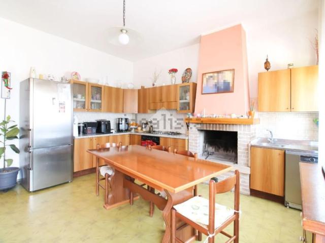Appartamento in vendita di 115 m² in Strada Santa Caterina, 2266