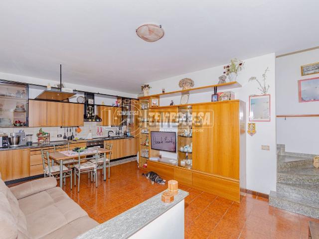 Appartamento in vendita di 116 m² in Via C. Marx, 71