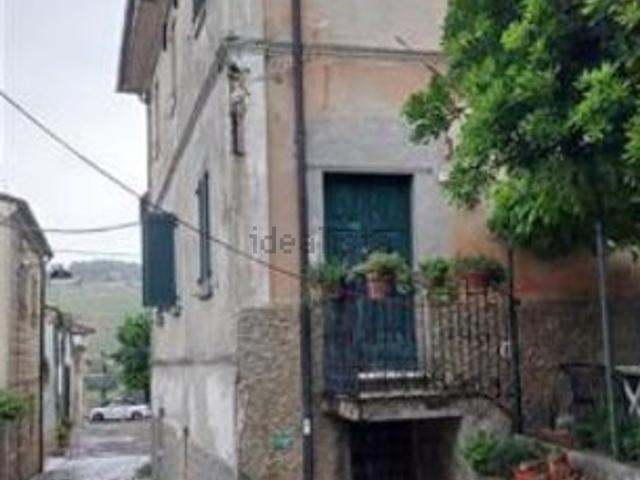 Appartamento in vendita di 116 m² in Via Cavallotti