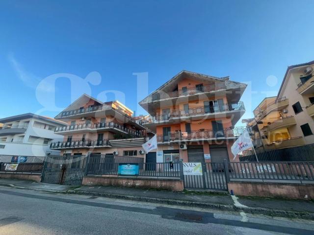 Appartamento in vendita di 116 m² in Via Capitano Alberto Bizzarri