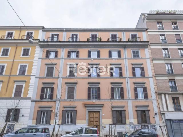 Appartamento in vendita di 116 m² in Via Carlo Alberto, 10