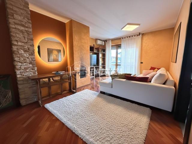 Appartamento in vendita di 116 m² in Via Carlo Emilio Gadda, 4