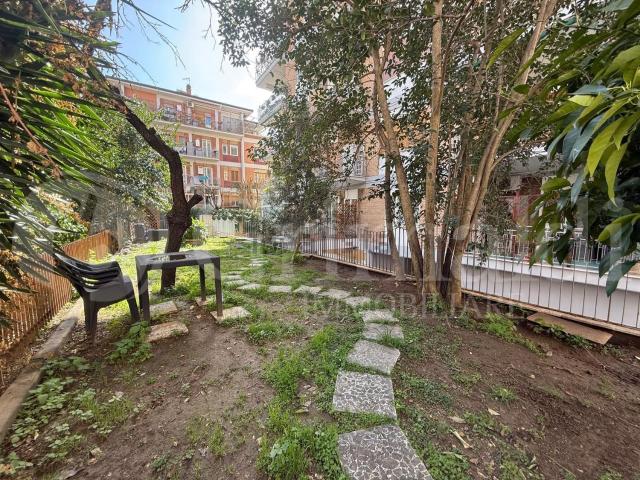 Appartamento in vendita di 116 m² in Via Casimiro Manassei, 25