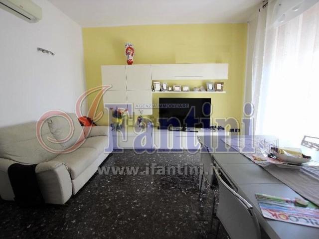 Appartamento in vendita di 116 m² in Via A. Gramsci, 259