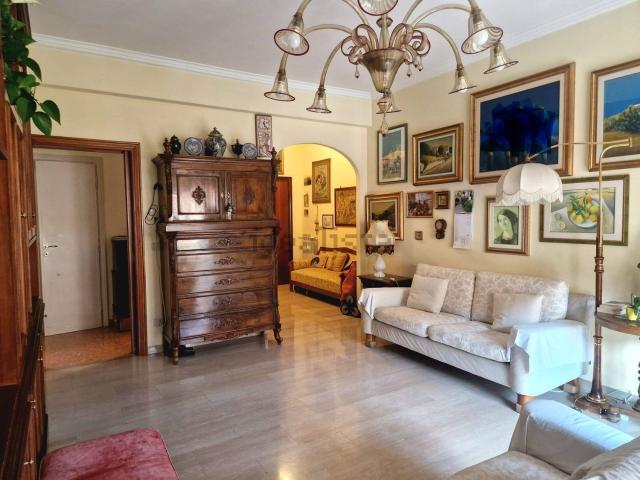 Appartamento in vendita di 116 m² in Via Adolfo Gandiglio, 127
