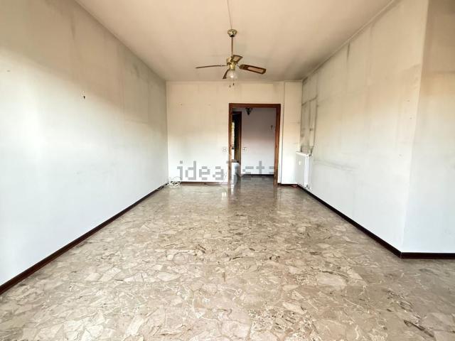 Appartamento in vendita di 116 m² in Via Girolamo Tilli, 64
