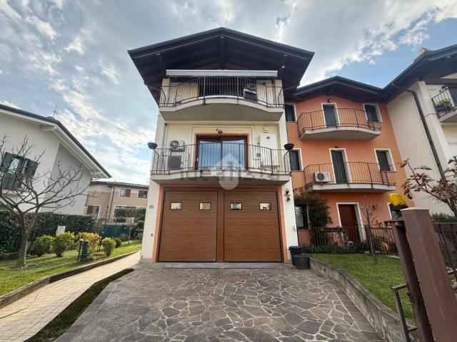 Appartamento in vendita di 116 m² in Via Domenico Silini, 6