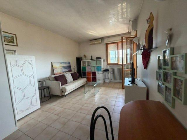 Appartamento in vendita di 116 m² in Via dell&apos Abete