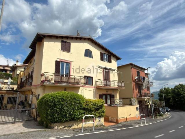 Appartamento in vendita di 116 m² in Via della Pineta, 21