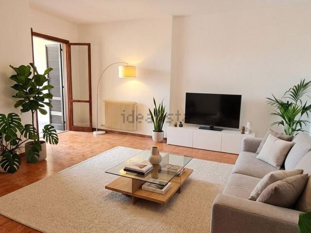 Appartamento in vendita di 116 m² in Via Extramurale Levante