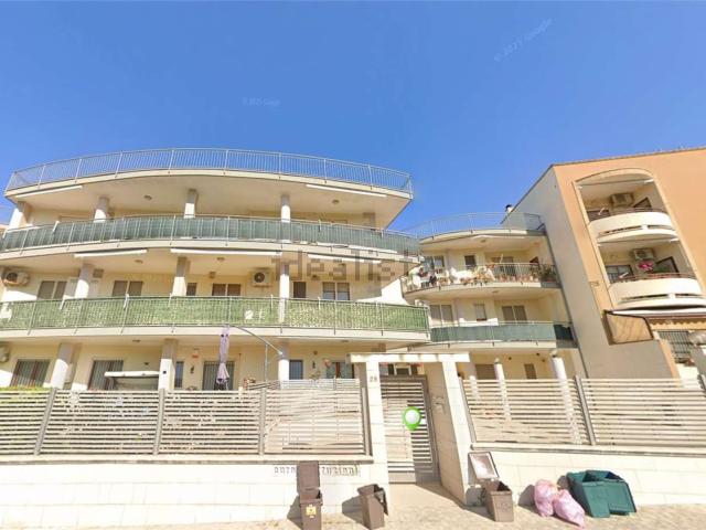 Appartamento in vendita di 116 m² in Via F. Brunelleschi, 28