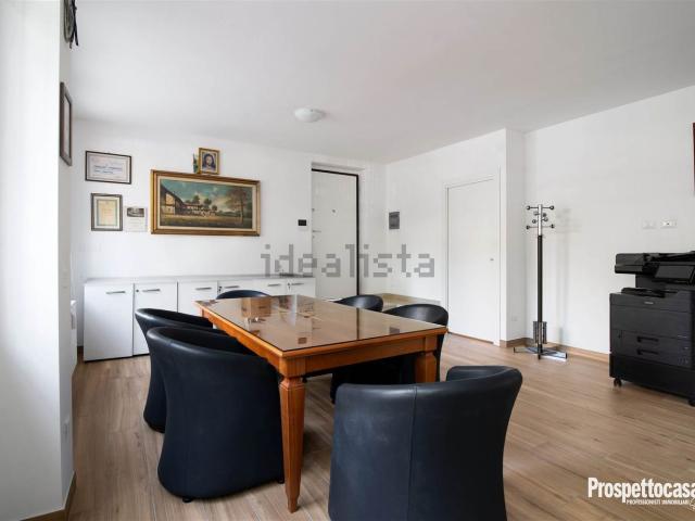 Appartamento in vendita di 116 m² in Via Felice Bisleri