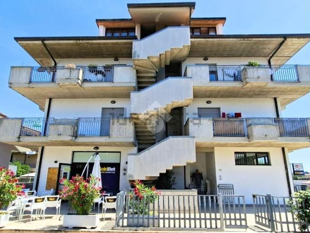 Appartamento in vendita di 116 m² in Via Luigi Cherubini, 7